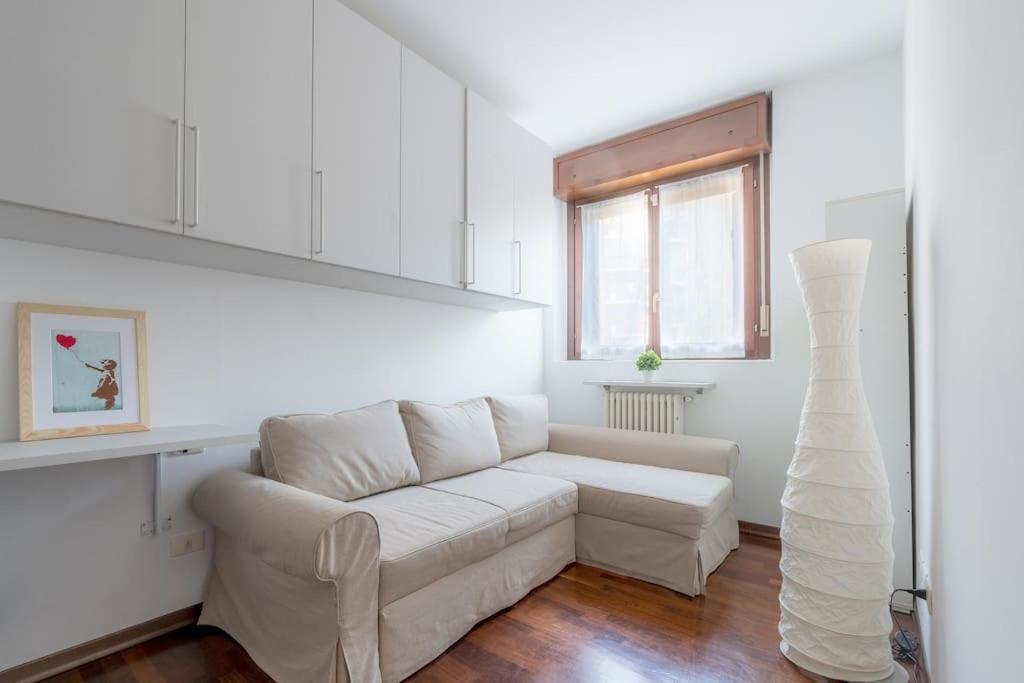 Duomo-PortaromanaXxl Home Terrace & Free Parking Milan Extérieur photo
